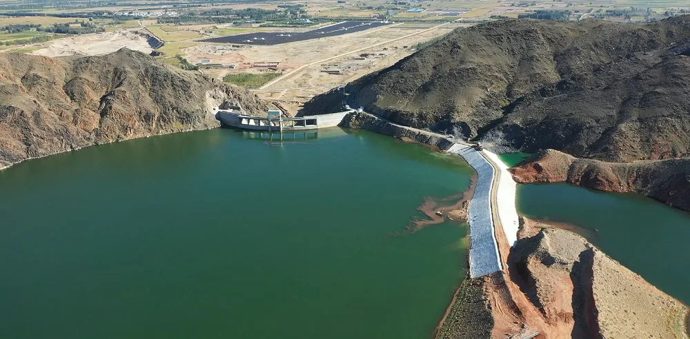 Reservoir Dam with Solar Integration